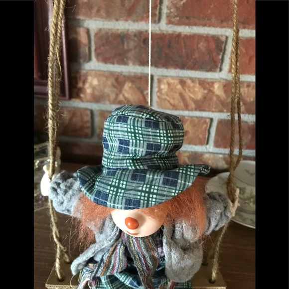 ❤️Rare Vintage Porcelain Swinging Collector Clown - Picture 6 of 8